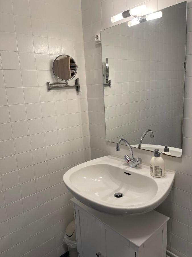Appartement T4 70M2 - Meuble - Centre Ville - Proche Thermes Lons-le-Saunier Ngoại thất bức ảnh